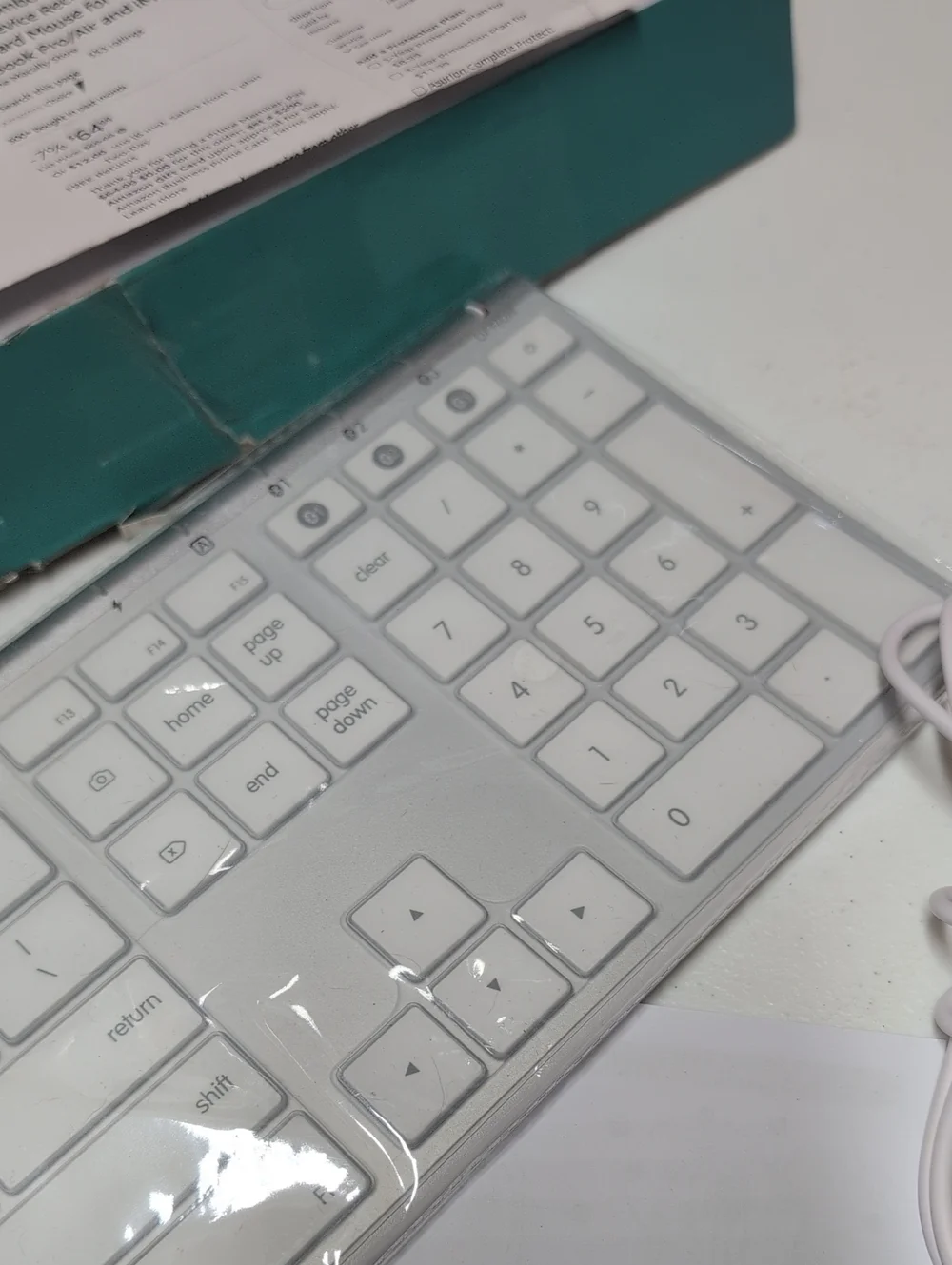 Macally Premium Bluetooth Keyboard and Mouse Combo - White